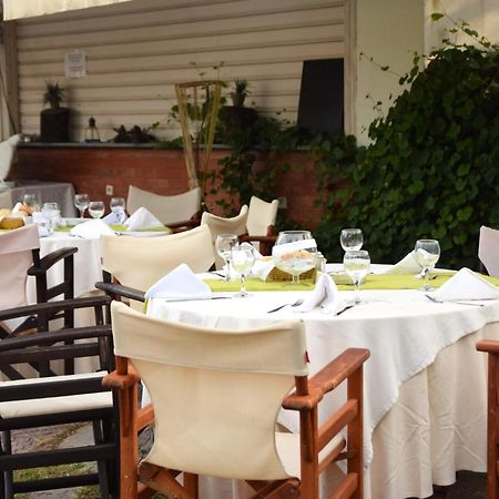 Four Seasons Hotel Trilofo  Екстер'єр фото