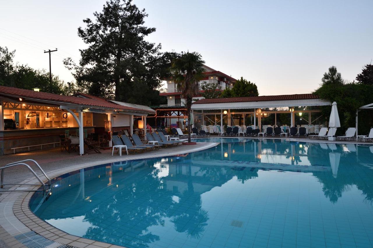 Four Seasons Hotel Trilofo  Екстер'єр фото